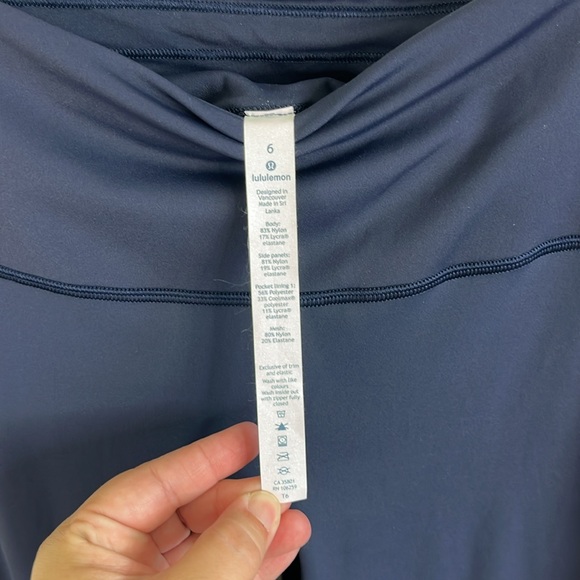 Lululemon Colour Me Quick 7/8 Tight 25" Midnight Navy / Blazer Blue Laser Cut - Picture 12 of 12